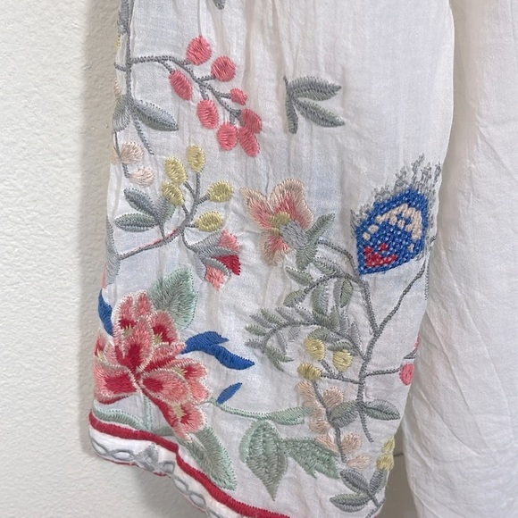 Johnny Was Biya  White Blouse with Elegant embroidery small - Picture 4 of 8